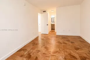 13100 SW 92nd Ave, Miami, FL 33176 - Photo 4