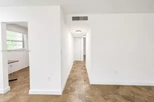 13100 SW 92nd Ave, Miami, FL 33176 - Photo 14