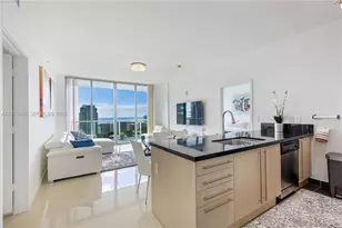79 SW 12th St, Miami, FL 33130 - Photo 2
