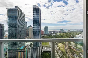 79 SW 12th St, Miami, FL 33130 - Photo 10