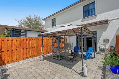 10892 SW 235th Ln #10892, Homestead, FL 33032 - Photo 6