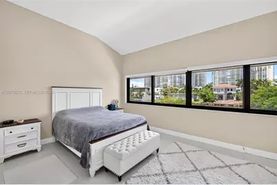 203 Poinciana Dr #103, Sunny Isles Beach, FL 33160 - Photo 48