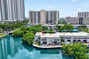 203 Poinciana Dr, Sunny Isles Beach, FL 33160 - Photo 28
