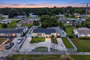 15850 NW 18th Pl, Miami Gardens, FL 33054 - Photo 4