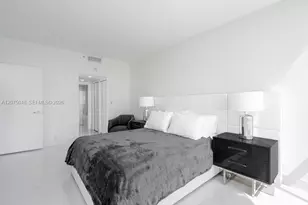 7601 E Treasure Dr, North Bay Village, FL 33141 - Photo 34