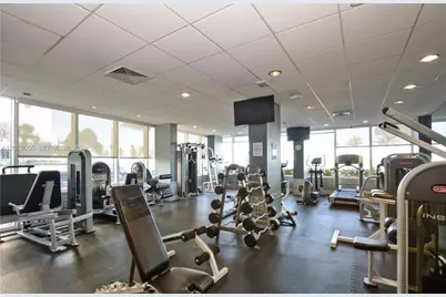 209 N Fort Lauderdale Beach Blvd #10A, Fort Lauderdale, FL 33304 - Photo 10