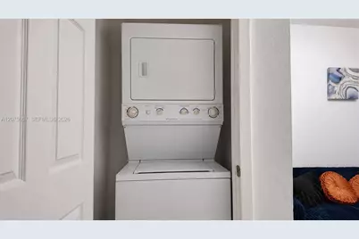 951 Jefferson Ave #2, Miami Beach, FL 33139 - Photo 6