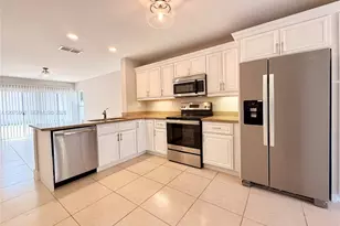 1140 Oysterwood St, Hollywood, FL 33019 - Photo 10