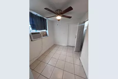 5727 Fletcher St #B, Hollywood, FL 33023 - Photo 4