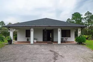 320 N Palomino St, Clewiston, FL 33440 - Photo 1
