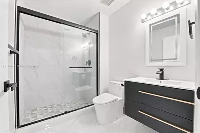 1181 SW 108th Ter, Davie, FL 33324 - Photo 20