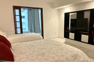 5401 Collins Ave, Miami Beach, FL 33140 - Photo 14