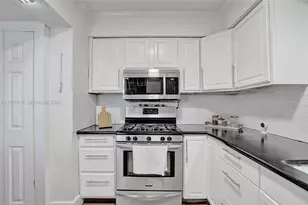 2701 Garfield St, Hollywood, FL 33020 - Photo 12