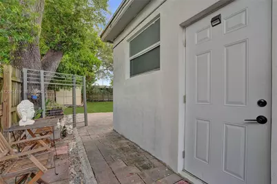 2701 Garfield St, Hollywood, FL 33020 - Photo 28
