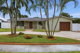 6620 SW 6th St, Pembroke Pines, FL 33023 - Photo 4