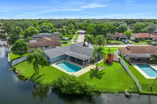 1151 NW 78th Terrace, Plantation, FL 33322 - Photo 54