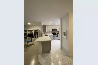1000 NE 14th Ave #211, Hallandale Beach, FL 33009 - Photo 6