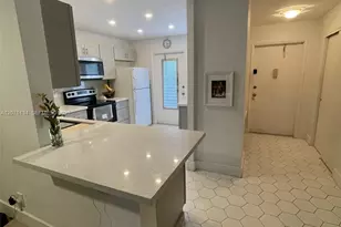 1000 NE 14th Ave, Hallandale Beach, FL 33009 - Photo 2