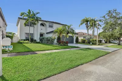 1933 SW 180th Ter, Miramar, FL 33029 - Photo 1