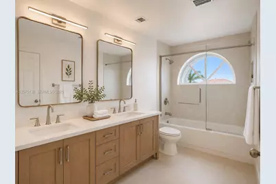 1933 SW 180th Ter, Miramar, FL 33029 - Photo 20