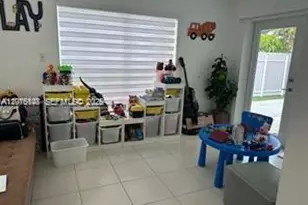 6174 W 14th Ct, Hialeah, FL 33012 - Photo 18