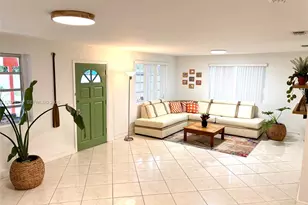 14500 NE 5th Ct, Miami, FL 33161 - Photo 2