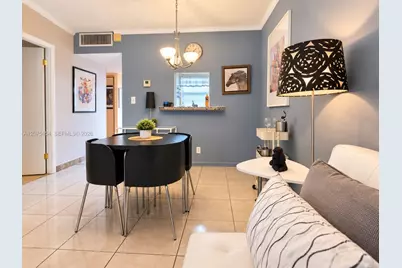 5181 W Oakland Park Blvd #204, Lauderdale Lakes, FL 33313 - Photo 4