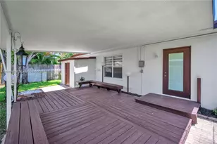 741 NE 8th St, Pompano Beach, FL 33060 - Photo 24
