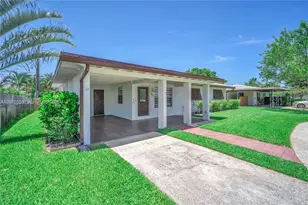 741 NE 8th St, Pompano Beach, FL 33060 - Photo 4