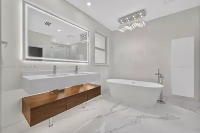 12377 SW 125th St, Miami, FL 33186 - Photo 14