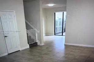 11281 NW 88th St, Doral, FL 33178 - Photo 4