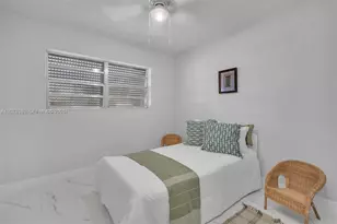 741 NE 8th St, Pompano Beach, FL 33060 - Photo 16
