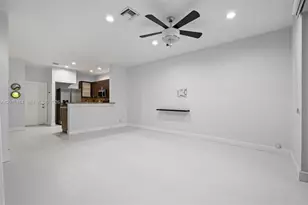 3810 Tree Top Dr, Weston, FL 33332 - Photo 12