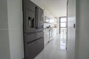 9 Island Ave, Miami Beach, FL 33139 - Photo 16
