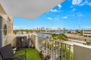 1455 N Treasure Dr, North Bay Village, FL 33141 - Photo 8