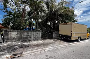 1531 NW 59th St, Miami, FL 33142 - Photo 4
