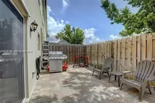 565 NE 5th Pl, Florida City, FL 33034 - Photo 26