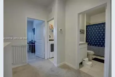 565 NE 5th Pl, Florida City, FL 33034 - Photo 14