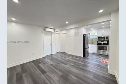 130 NW 32nd Ct #2, Miami, FL 33125 - Photo 2