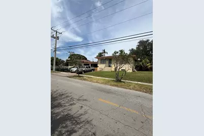 3231 NW 19th Ave, Miami, FL 33142 - Photo 2