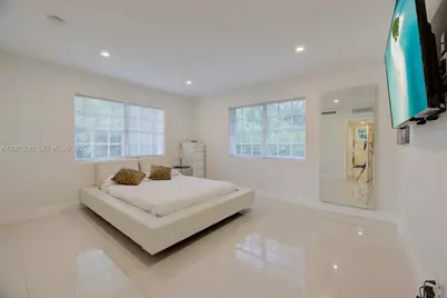 1125 99th St #12, Bay Harbor Islands, FL 33154 - Photo 20