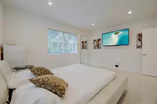 1125 99th St, Bay Harbor Islands, FL 33154 - Photo 22