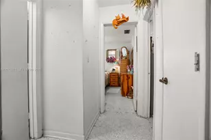 7509 Garfield St, Hollywood, FL 33024 - Photo 14