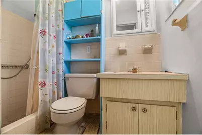 7509 Garfield St, Hollywood, FL 33024 - Photo 18