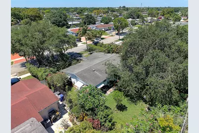 7509 Garfield St, Hollywood, FL 33024 - Photo 32
