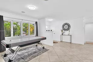 413 Tamarind Dr, Hallandale Beach, FL 33009 - Photo 38