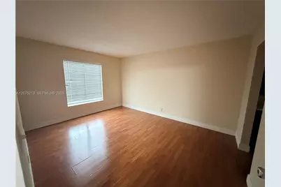 5221 Geneva Way #201, Doral, FL 33166 - Photo 8