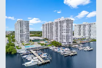 18081 Biscayne Blvd *boat Slip C-8, Aventura, FL 33160 - Photo 4