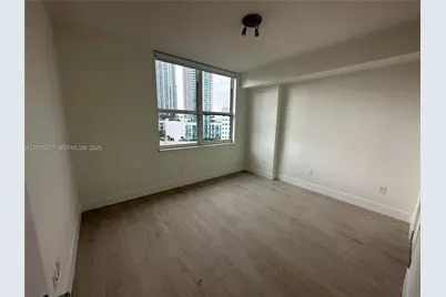 31 SE 5th St #1007, Miami, FL 33131 - Photo 8