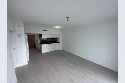 31 SE 5th St #1007, Miami, FL 33131 - Photo 6